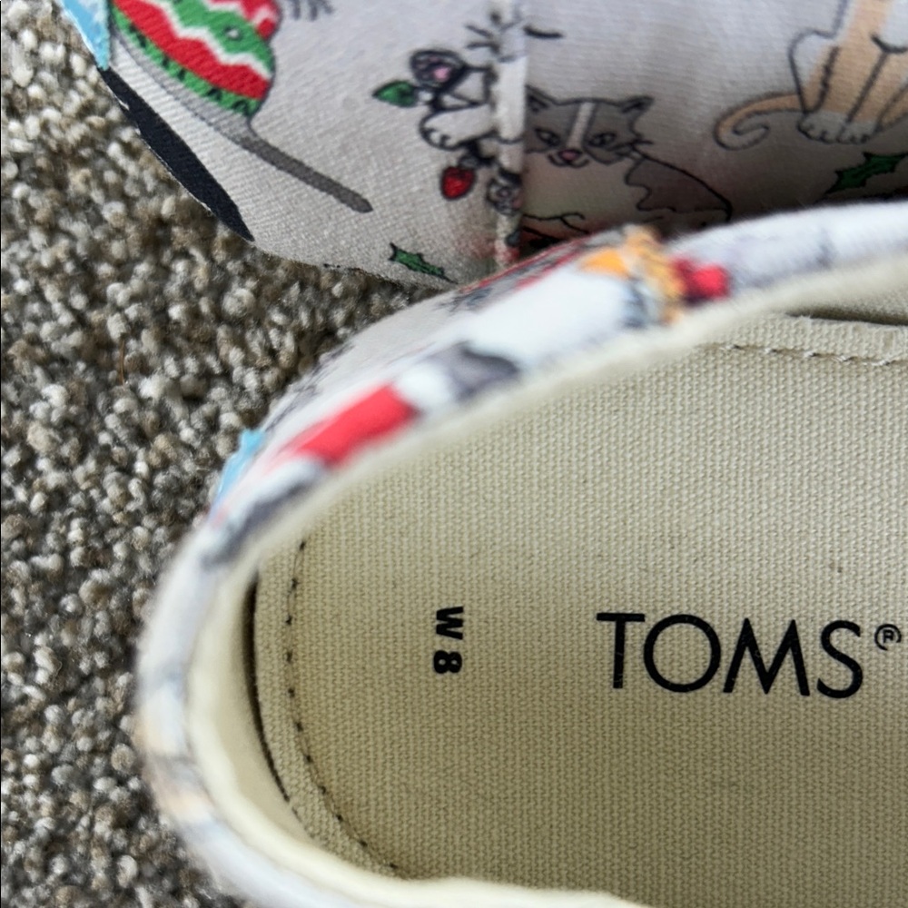 TOMS Multicolor Christmas Cat Pattern Slip-Ons Size 8 - Picture 6 of 13